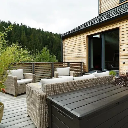 Skog Duplex شقة
